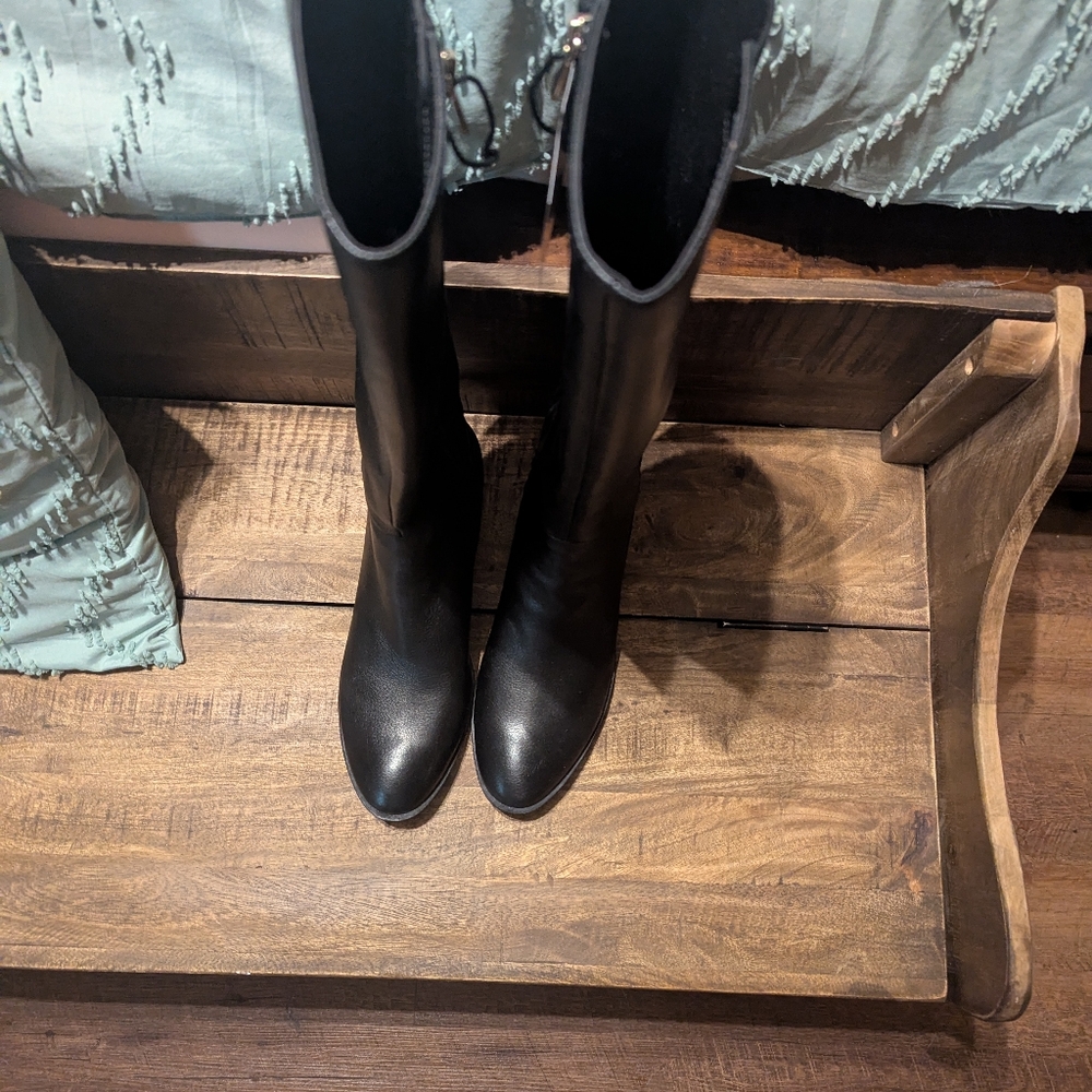 Kenneth Cole tall riding boots - Picture 4 of 7